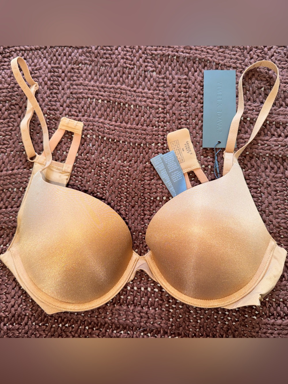 Never worn, NWT Savage X Fenty Nude push up T-Shirt Bra